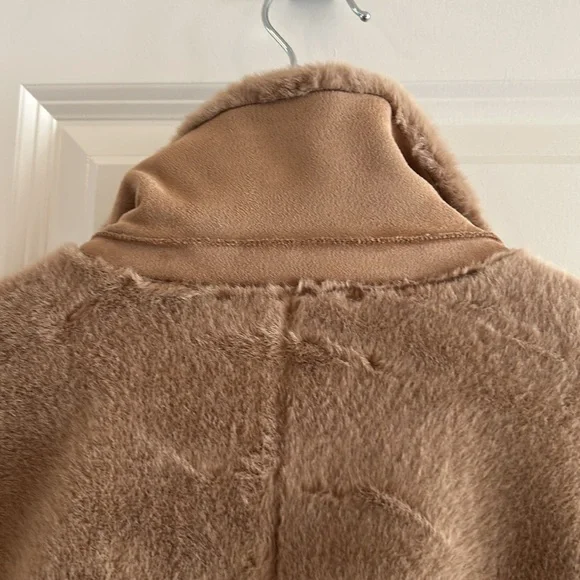 Faux Teddy Bear style coat, camel color. - Picture 8 of 10
